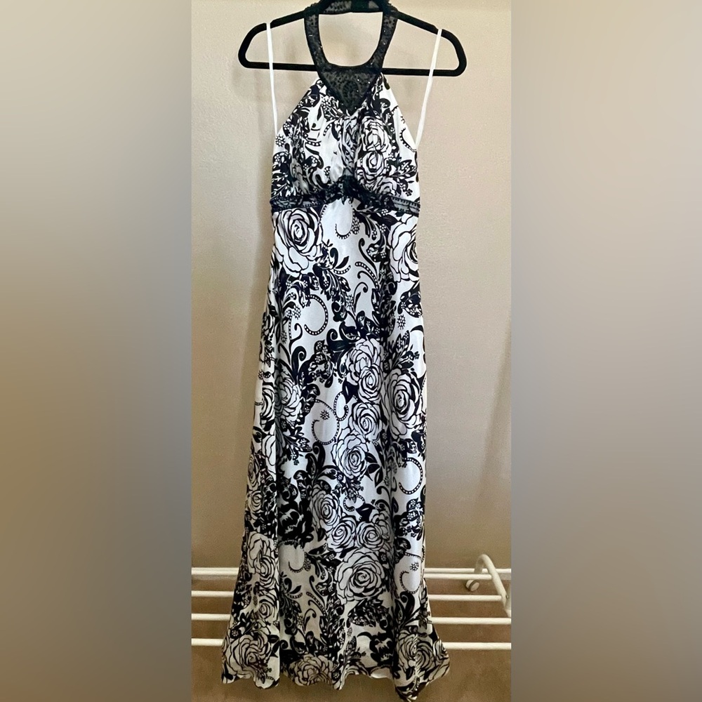 Betsy & Adam Formal Dress/Gown